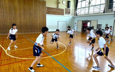普及No.29【REVSキャラバン】浜松市立伊佐見小学校にて夢語り授業＆タグラグビー教室を実施いたしました