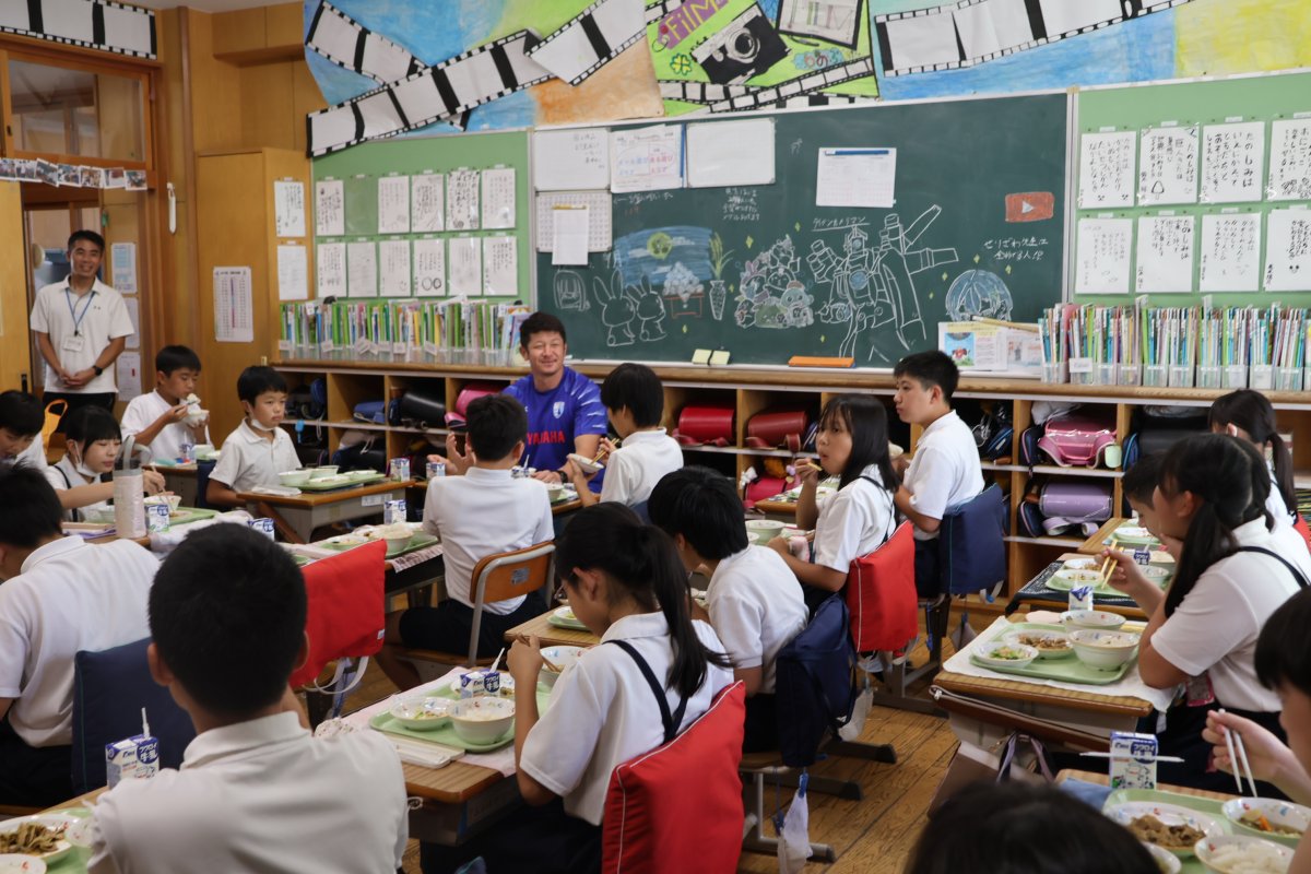 【ホストエリア活動】袋井北小学校にて給食交流を実施いたしました